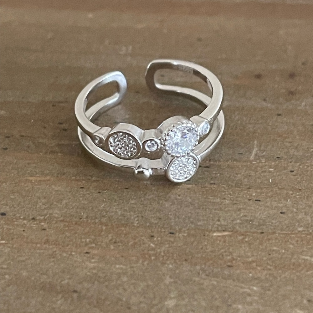 NWOT Sterling silver adjustable ring
